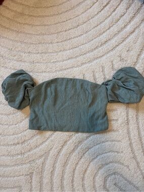 Abercrombie Puff-Sleeve Off-Shoulder Crop Top - Sage Green Size M